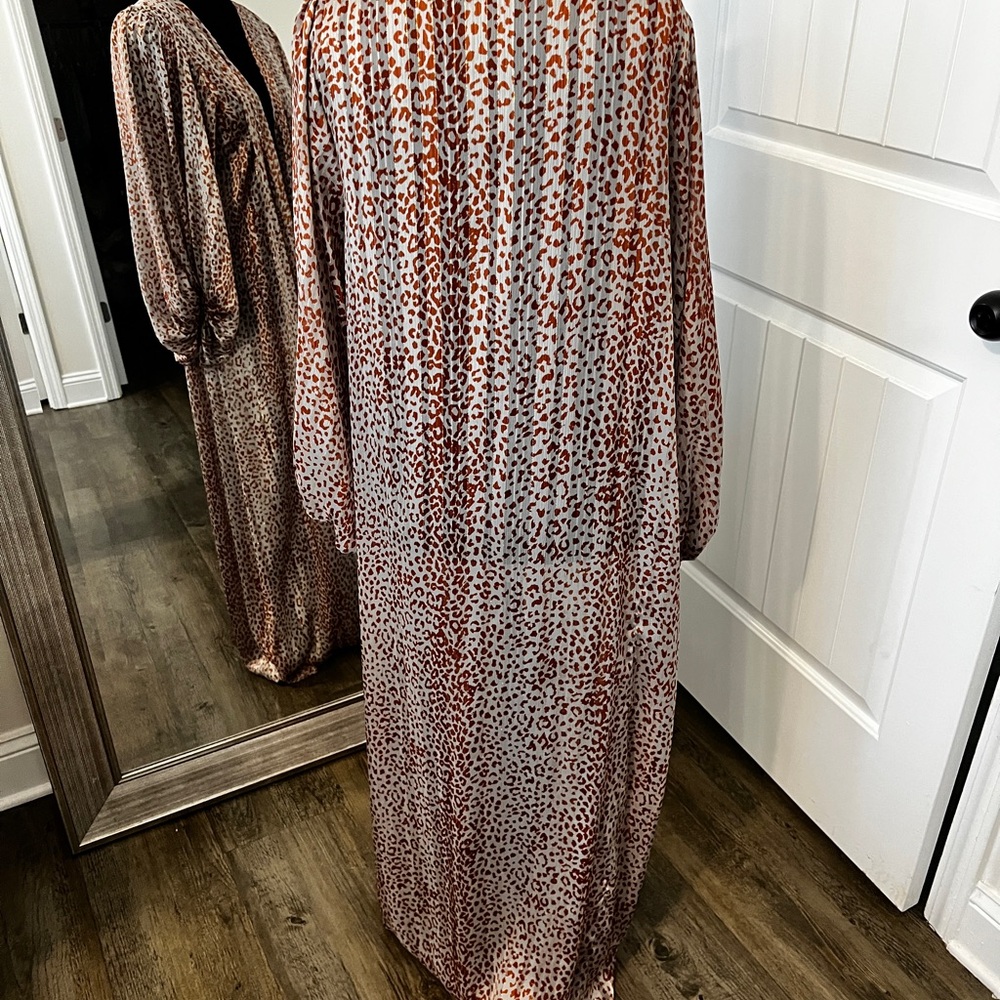 Adrienne Leopard Print Long Robe - Picture 2 of 3